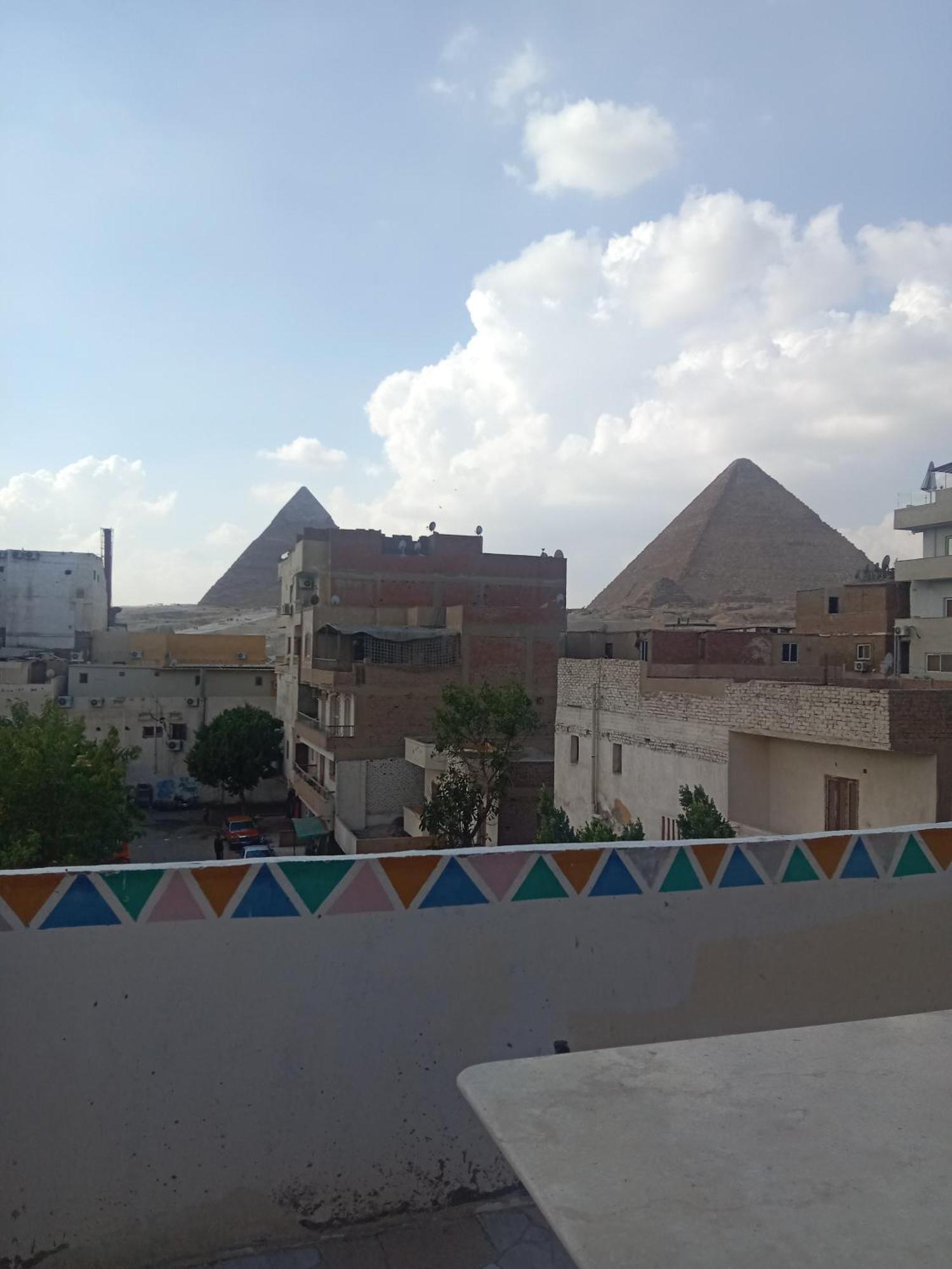 Pyramids Home Guest House Kafret el-Gabal Buitenkant foto