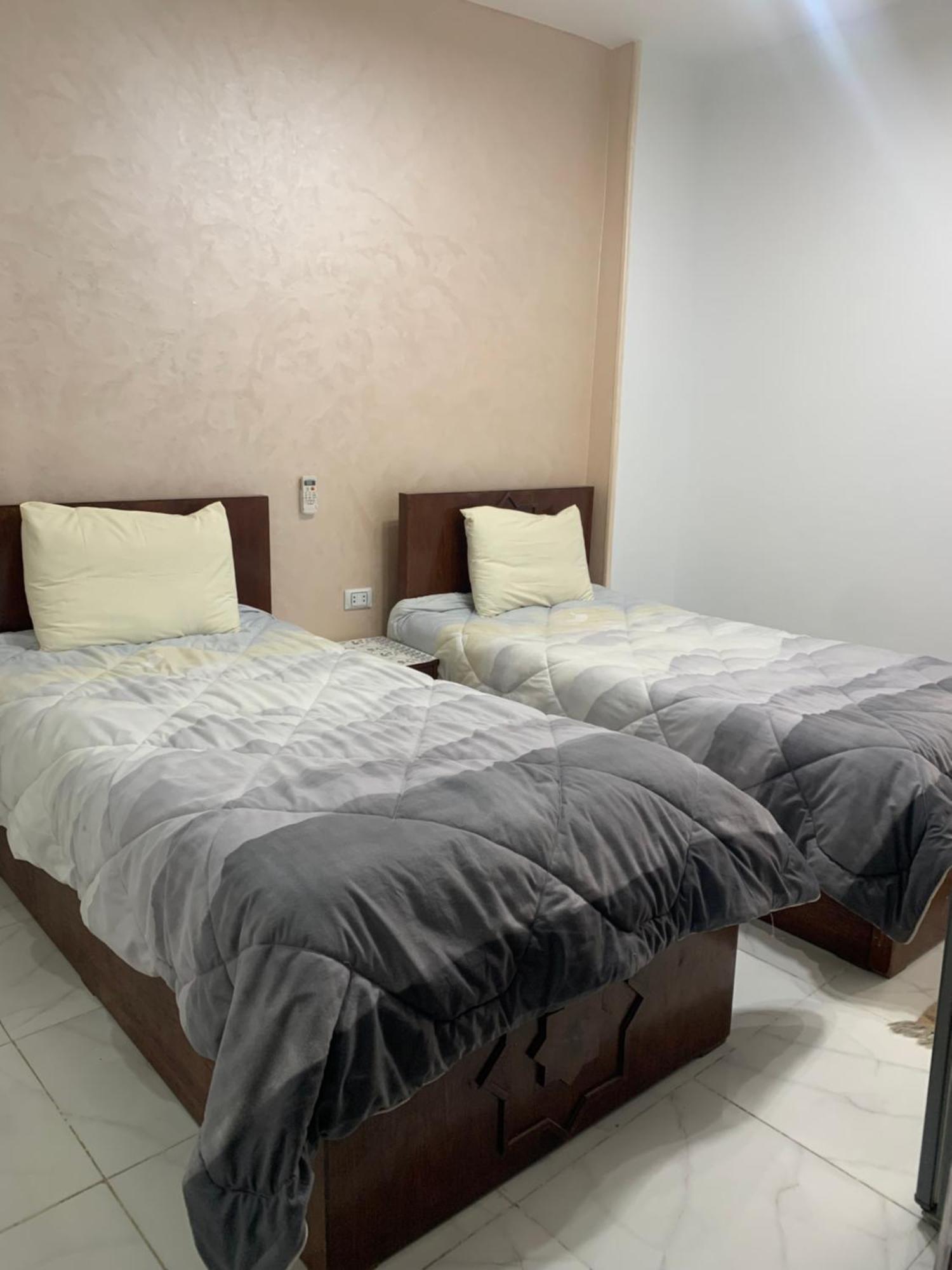 Pyramids Home Guest House Kafret el-Gabal Buitenkant foto