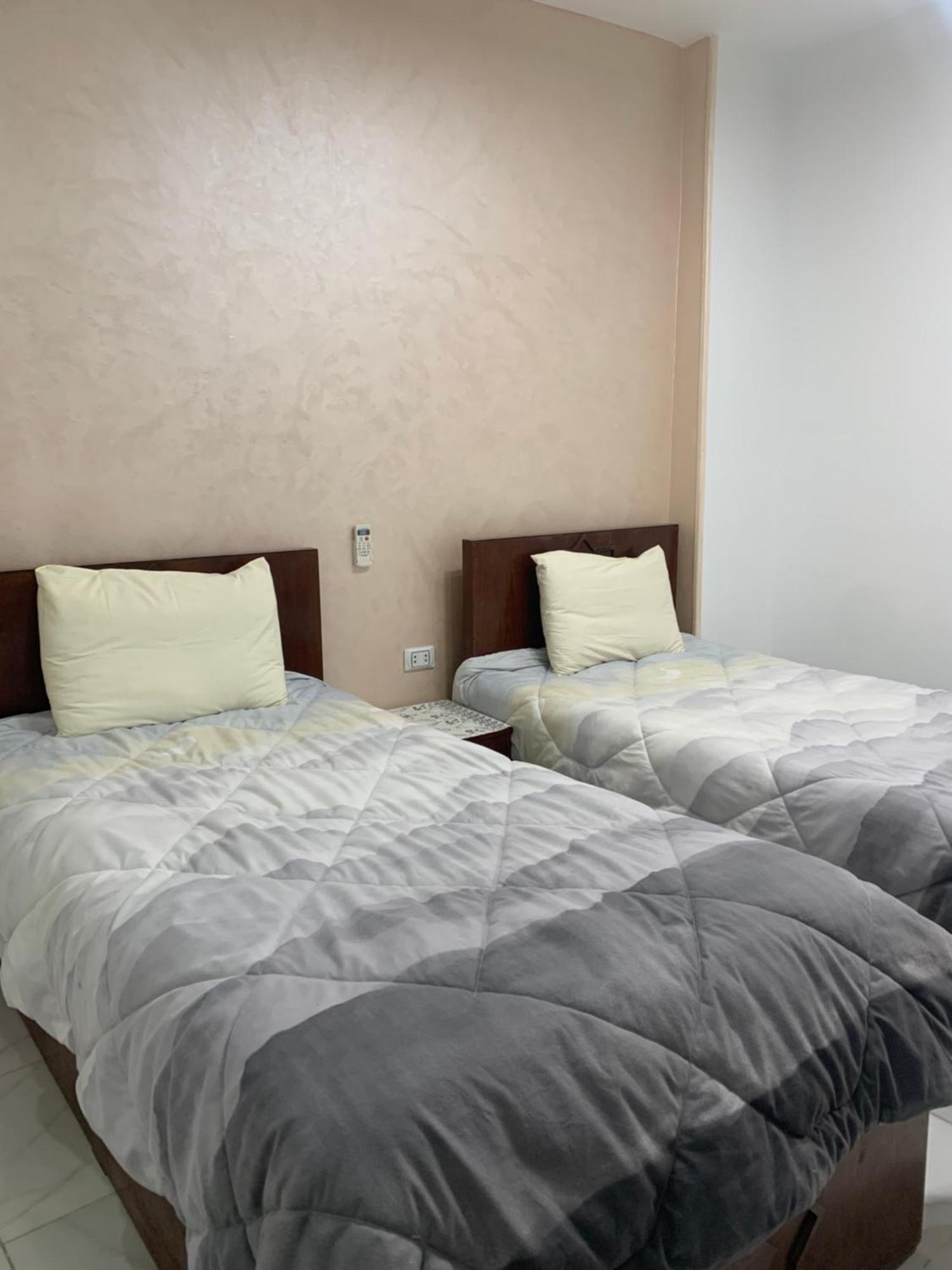 Pyramids Home Guest House Kafret el-Gabal Buitenkant foto